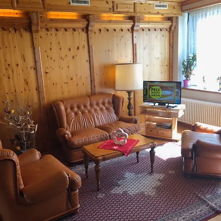 Hotell Mont-noble 2*