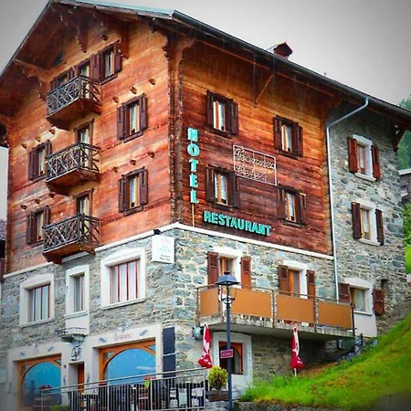 Mont-noble Hotell 2*