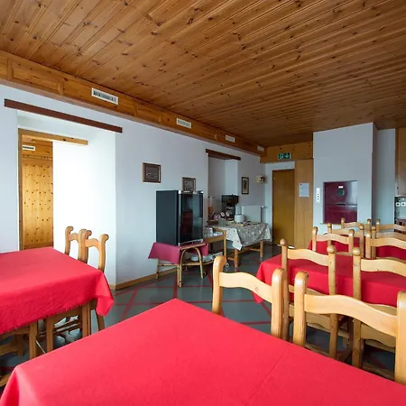 Hotel Mont-noble 3*