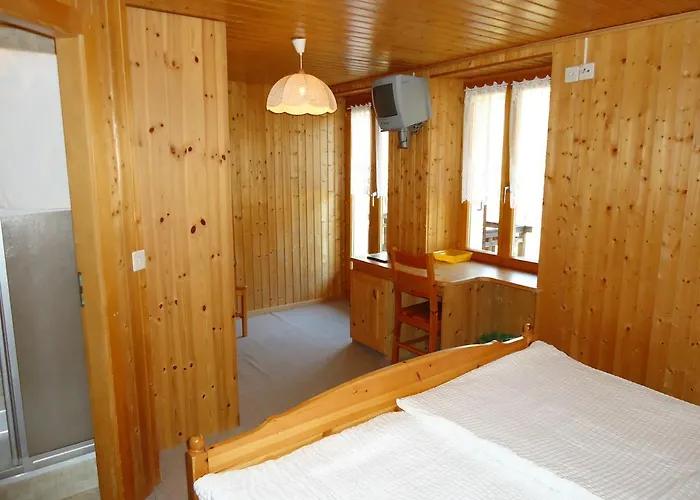 Mont-noble 2*